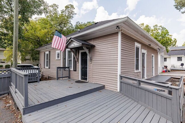 Foto del edificio - 185 Bloomfield St