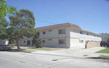 Building Photo - 1632 W. 218th St.