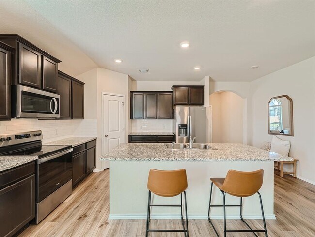 Foto del edificio - 201 Break Ave