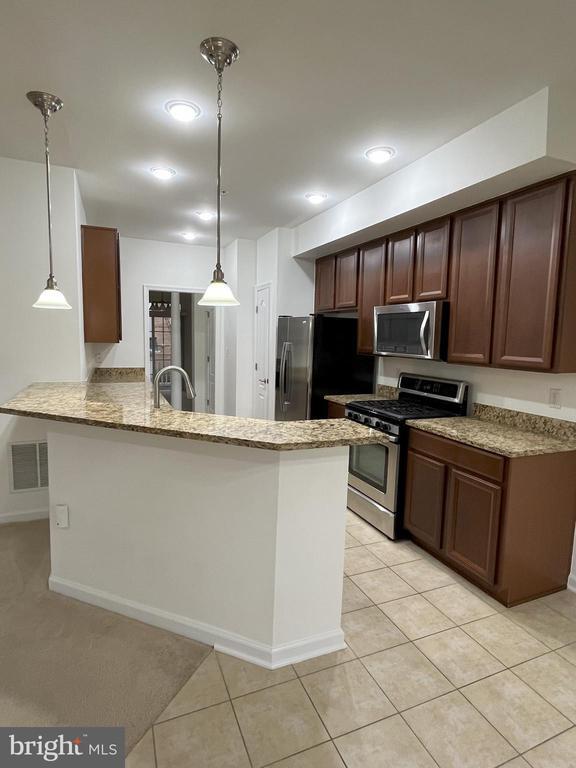 Building Photo - 2216 Highfly Terrace