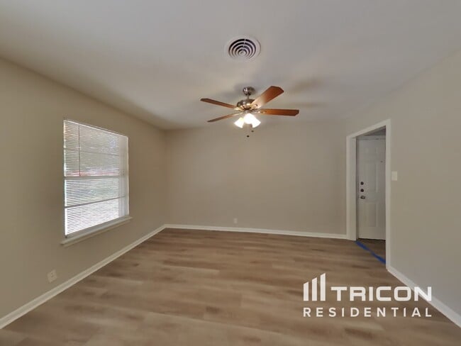 Foto del edificio - 1506 Viewridge Dr