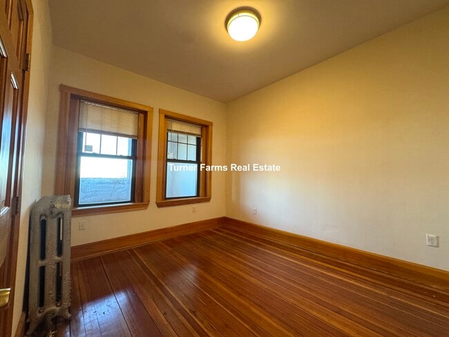 Foto del edificio - 145 Hillside St