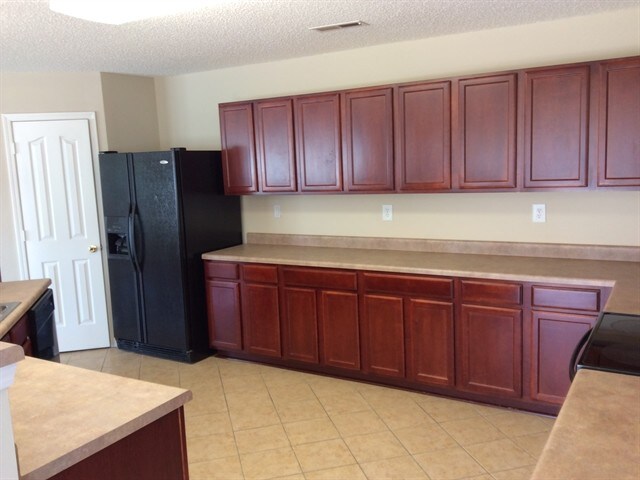 Building Photo - 4022 Houldsworth Dr