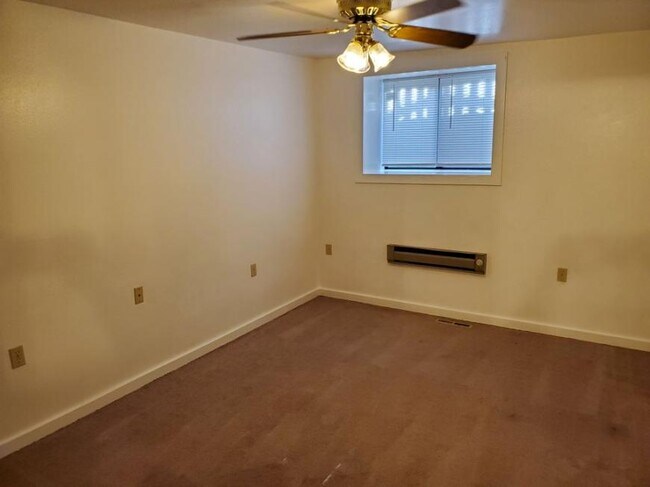 Foto del edificio - 3 bedroom in Billings MT 59101