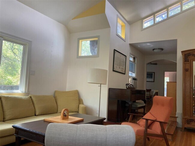 Foto del edificio - 1406 Alta Vista Ave