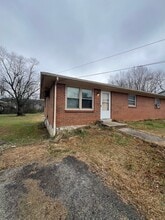 Building Photo - 1244 Crewdson Dr
