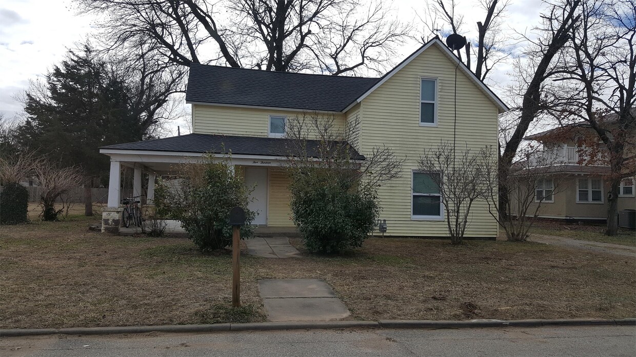 Primary Photo - 513 E Noc Dr