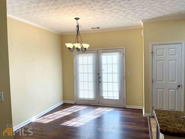 Foto del edificio - 4132 High Park Ln