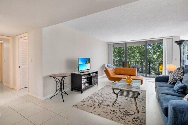 Foto del edificio - 799 Jeffery St