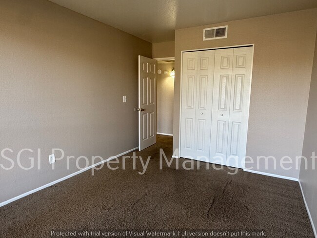 Foto del edificio - 3131 W Cochise Dr