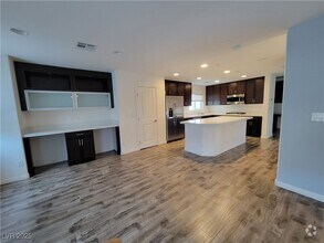 Building Photo - 10537 Seasonable Dr