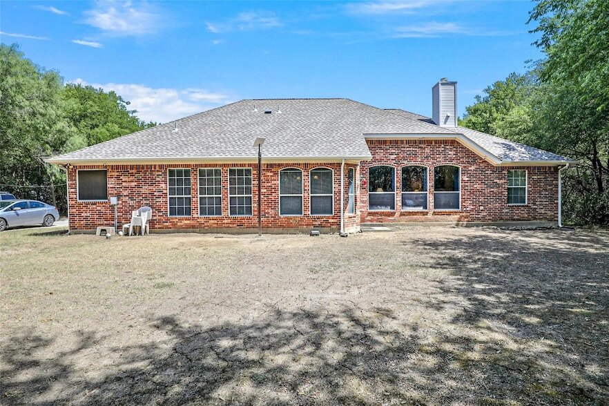 Primary Photo - 4410 W Dickson Ln