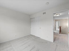 Building Photo - 10033 Cummings St