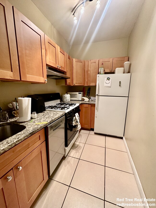 Photo - 17 Highgate St Apartment