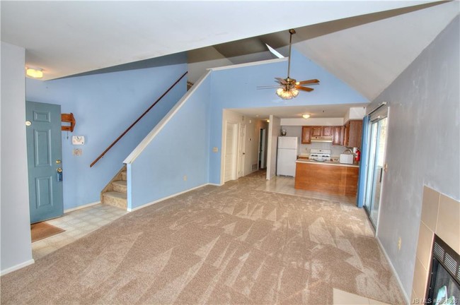 Building Photo - 41 Sunnydale Dr