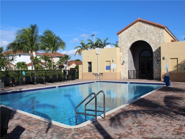 Foto del edificio - 10203 NW 10th St