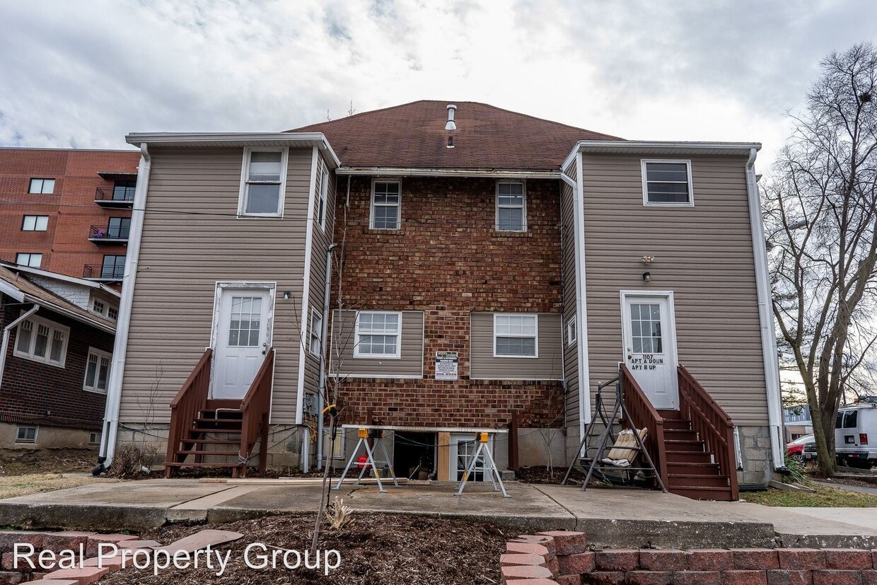1107 E Walnut St, Columbia, MO 65201 Room for Rent in Columbia, MO