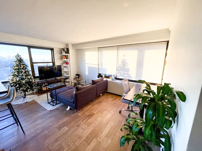 Foto del edificio - 135 Montgomery St