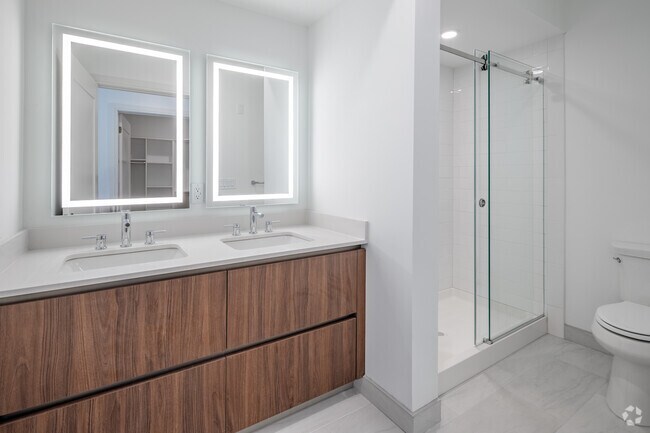 Interior Photo - The 545