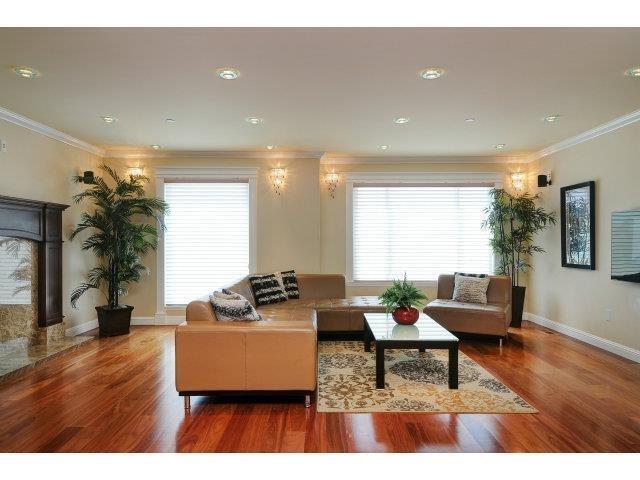 Foto del edificio - 375 Castle St