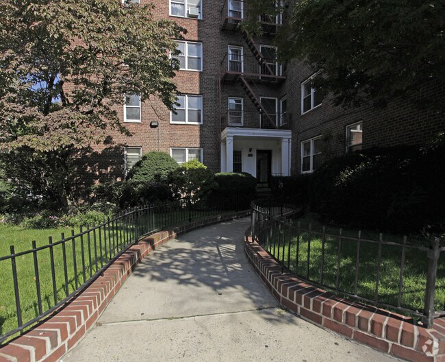 Building Photo - 81-05-81-15 35th Ave