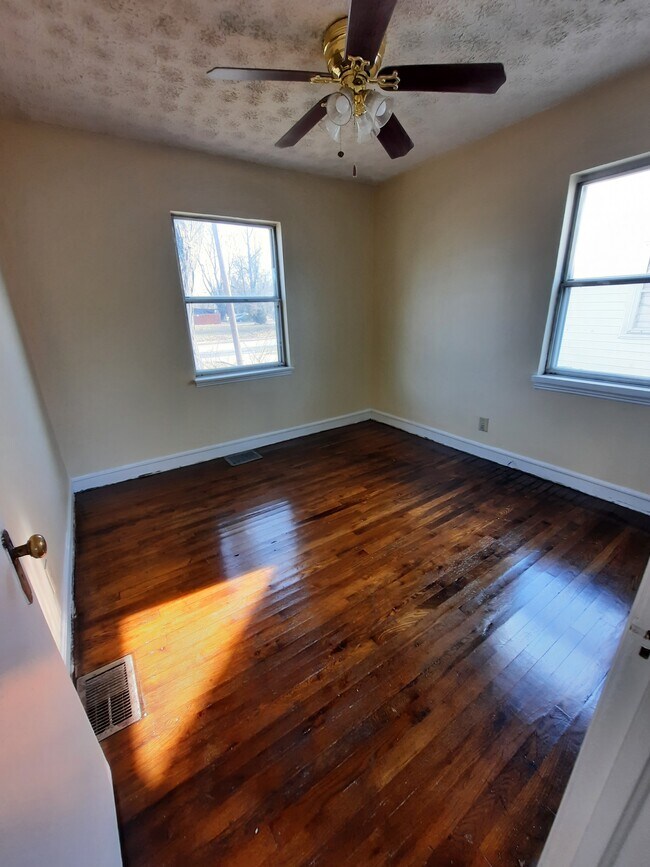 Bedroom #1 - 6308 S 3rd St