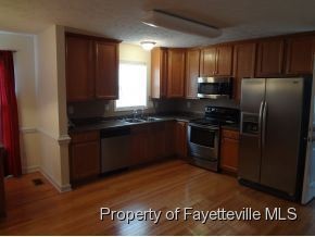 Building Photo - 3 br, 2.5 bath House - 1525 Ellie Avenue