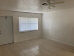 Foto principal - 3600 Riverside Dr