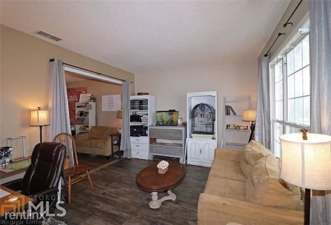 Building Photo - 4 br, 2 bath House - 2100 Traywick Chase