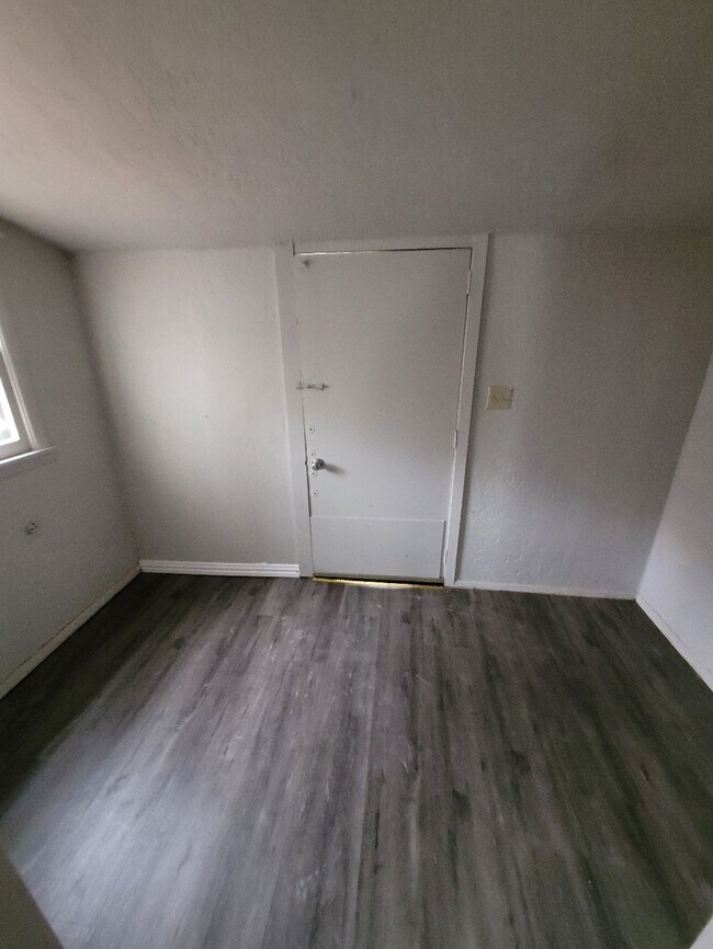 Foto del edificio - 408 N 1st St