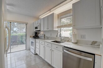 Building Photo - 8733 Windrow Way