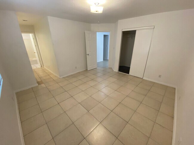 Foto del edificio - 915 H St