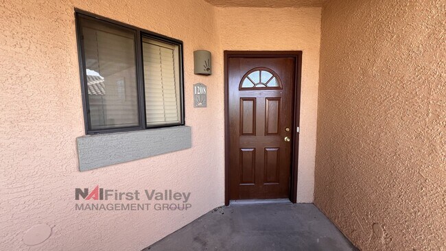 Foto del edificio - 2 Bedrooms, 2 Baths