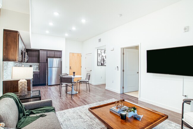 Foto del edificio - 400 Station Park Cir