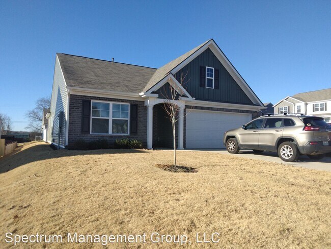 Foto del edificio - 3 br, 2 bath House - 220 Greene Lane