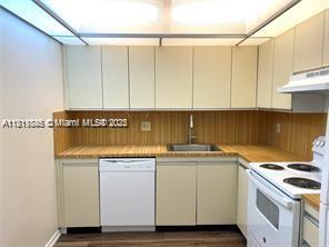 Foto del edificio - 2500 Parkview Dr
