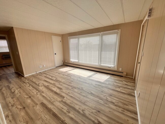 Living Room - 326 Menomonee St