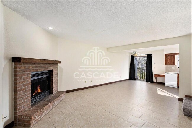 Building Photo - 3510 NE Independence Ave