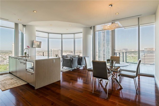 Foto del edificio - 2900 McKinnon St