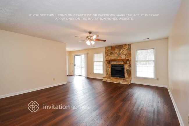 Building Photo - 403 Cindy Dr SE