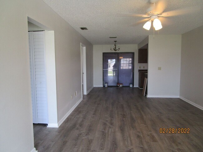 Foto del edificio - PELICAN COVE EAST 2BR 2BA DUPLEX WITH SING...