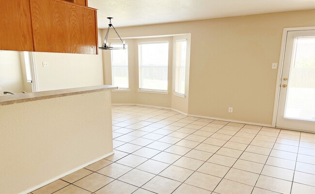 Foto del edificio - 4203 Lonesome Dove Dr