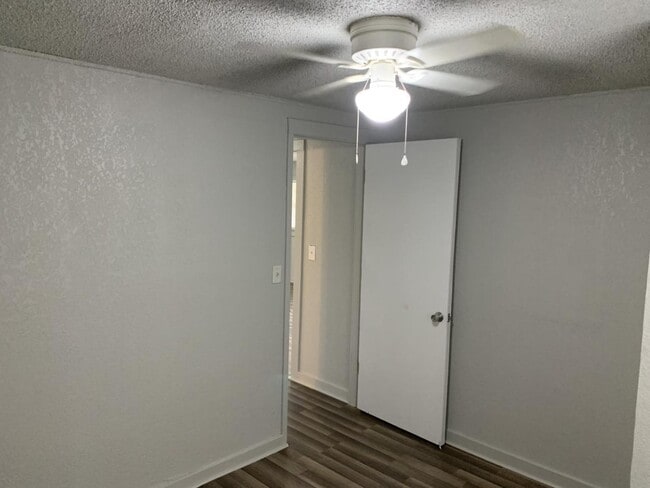 Foto del edificio - 4229 NE 20th St