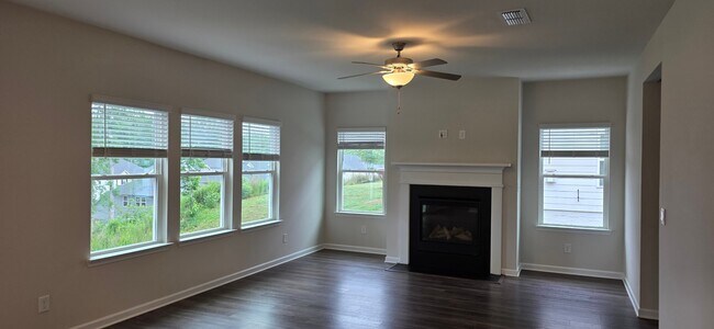 Foto del edificio - 164 Longleaf St