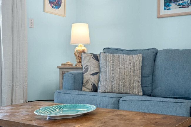 Building Photo - 2396 Hwy 2378