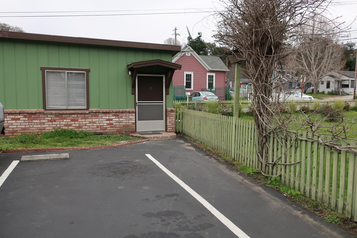 4941 E Walnut St, Soquel, CA 95073 Apartments in Soquel, CA