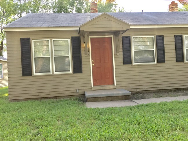 Building Photo - 849 S Terrace Dr