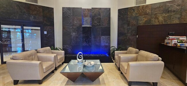 Foto del edificio - 3300 NE 191st St
