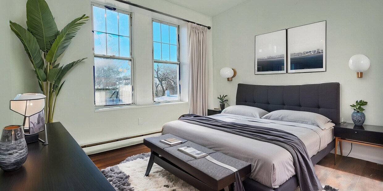 Foto principal - 589 59th St