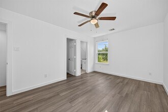 Building Photo - 9405 Madera Rd